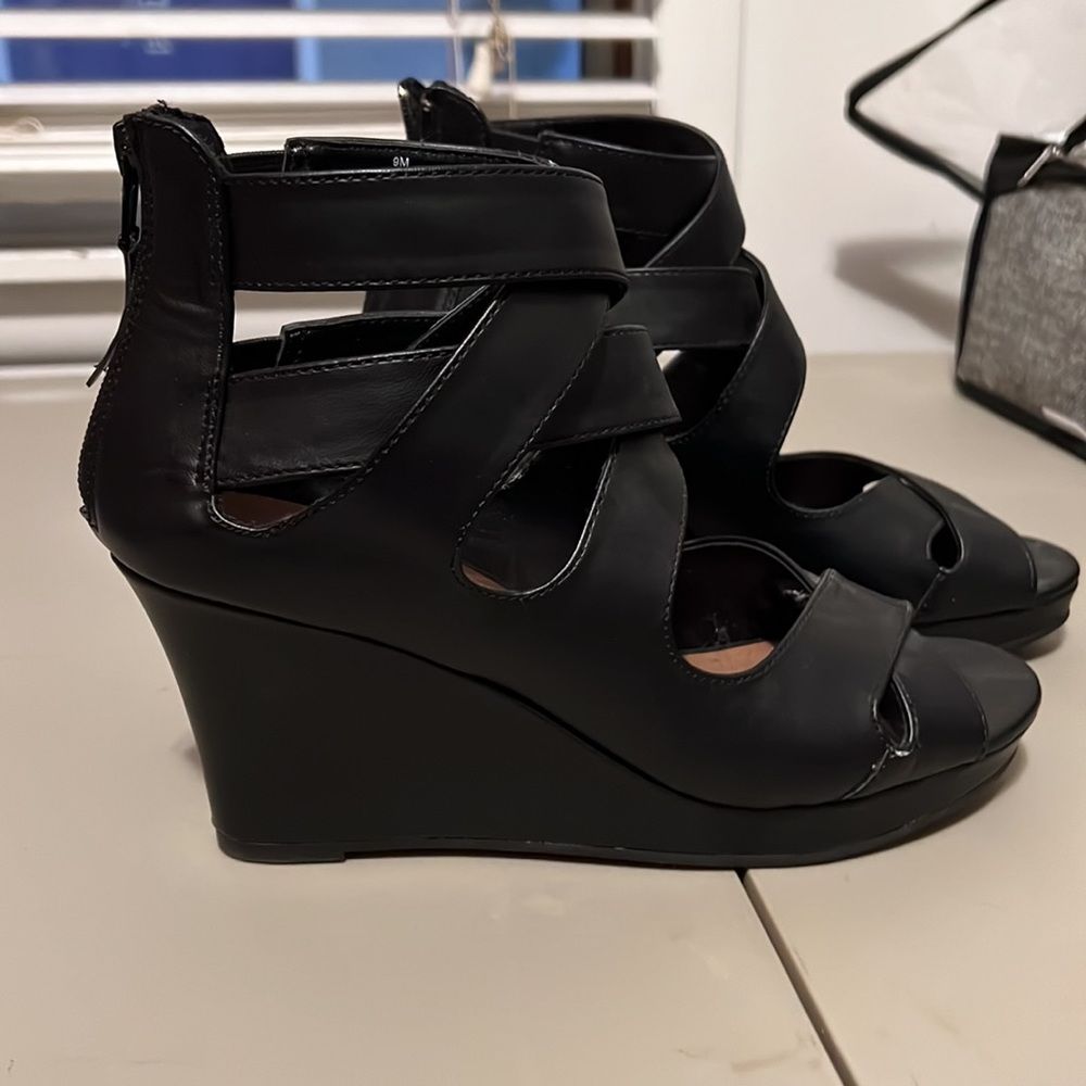 Wedges - Picture 2 of 7